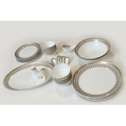 Porcelain Dinnerware Set  12pc